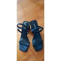 ราคา รองเท้า ALDO ไซร์ 35 สูง 2 นิ้วครึ่ง สีดำ สภาพ 99% เคยใส่ 1 ครั้งถ้วน แบบใส่ลองเดินในบ้าน (22842973055)