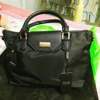 ราคา กระเป๋าสะพายยี่ห้อ F.O.F (460474185)