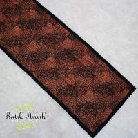 ราคา ตาราง RUNNER หมวกบาติก | เซการ์ จากาด โซแกน | ผ้าบาติกแขกเก้าอี้ผ้าปูโต๊ะ (9728294145)