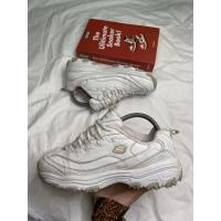 ราคา Skechers d'lites triple white (24053759102)