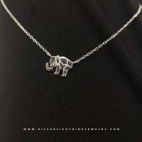 ราคา สร้อยคอเงินแท้925 จี้รูปช้างมินิมอล (5545881125)