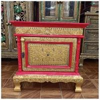 ราคา ตู้ไม้ เก็บของเก็บหนังสือ ตู้พระธรรม หีบสีแดง ทาทอง สูง50cm ลายโบราณเดินเส้นติดกระจกสี (17256877008)