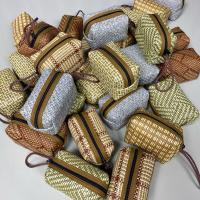 ราคา กระเป๋าเยื่อหวายใส่เหรียญทรงสี่เหลี่ยม กระเป๋าสาน หวายรีเมด กระเป๋าวินเทจ คลาสสิค ทรงสวย น่ารัก (27271739811)