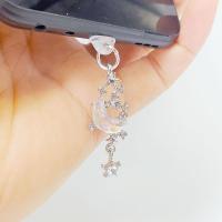 ราคา จี้รูปดวงจันทร์ ดาว ประดับเพชร ป้องกันฝุ่น สําหรับโทรศัพท์มือถือ diy (25621479535)