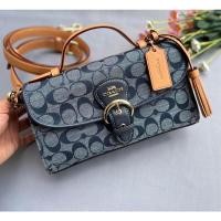 ราคา ✨Coach Kleo Top Handle In Signature Chambray สียีนส์สวยมากค่ะ✨ (14384495302)