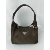 ราคา ❗️พร้อมส่ง❗️ราคาดีมากค่ะ Used: Prada Nylon Bag สี Camouflage Green (3189613461)