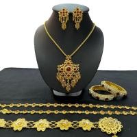 ราคา Accessories เช็ทเครื่องประดับชุดไทย เครื่องประดับชุดไทยผู้ใหญ่และเด็ก สีทอง ของเด็กกับผู้ใหญ่ (23742657056)