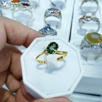 ราคา แหวนทองแท้ พลอยเขียวส่อง พลอยแท้ เพชรแท้ค่ะ (23163212385)