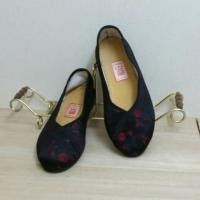 ราคา รองเท้าแฟชั่น สไตล์วินเทจ สินค้ามือสอง (873011923)