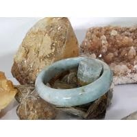 ราคา กำไลหยกแท้ ไซส์​ 60 mm. J 1337 มีใบรับ​ประกัน​สินค้า​ (22526119767)