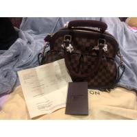 ราคา Louis Vuitton Damier Trevi PM ปี2012 ใหม่มาก ใช้น้อย (1165659026)