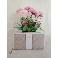 ราคา Coach F54630IM/Light Khaki/Chalkกระเป๋าสตางค์ ใบยาวซิปรอบ หนัง Canvas ลายซี คาดหนังสีขาว สีขาวสวยมากๆใช้ได้ตลอดค่ะ (5138531850)