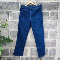 ราคา Vintage 80s Wrangler Straight Leg Regular Fit Medium Wash Cotton Polyester Western Jeans Made in USA (22672519619)