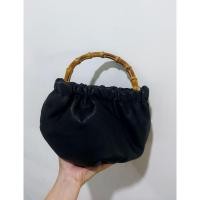 ราคา Like new MNG กระเป๋าทรงถือ Mango Bambo Handbag แท้1000% (20473916615)
