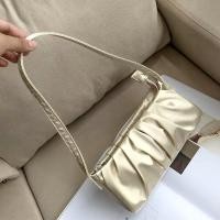 ราคา พร้อมส่ง〰️ AdamBag กระเป๋าสะพายข้างสไตล์เกาหลี เนื้อผ้าเงาจับจีบสวย (9327632594)