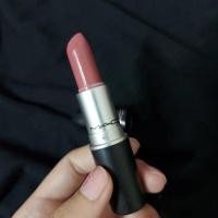 ราคา USED LIKE NEW MAC ลิปสติก Amplified Lipstick สี Cosmo 3 กรัม (11472129756)