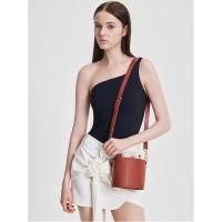 ราคา ส่งต่อ กระเป๋าสะพาย charles & keith ❤️ (25368481139)