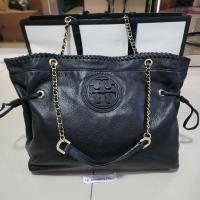 ราคา กระเป๋าTory Burch ของแท้ หนังนิ่มสีดำ สะพายไหล่ ฐ40*สูง 32 สภาพดี (25471708240)