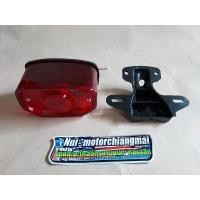 ราคา ไฟท้าย Yamaha Yl2 Yg5 Y80 Y75 ขายึดไฟท้าย Yamaha Yl2 Yg5 Y80 Y75 ไฟท้าย+ขายึดไฟท้าย แบบตรงรุ่น (แยกชิ้น/ชุด) (8219070618)