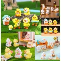 ราคา A029 ตุ๊กตาจิ๋วเป็ดสีเหลืองในชุดกันฝน PVC น่ารัก (ชุด 6 ตัว,ชุด 5 ตัว) สำหรับแต่งบ้าน แต่งโต๊ะทำงาน (25163189436)