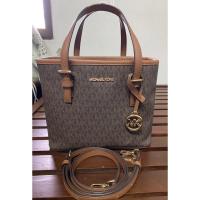 ราคา Michael Kors Jet Set Travel Tote Bag (29168545980)