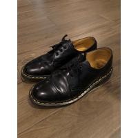 ราคา รองเท้า Dr.Matens 1461 black made in England มือสอง (22828518441)