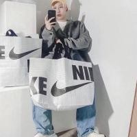 ราคา ถุงช็อปปิ้งสุดฮิต Nike Reusable Shopping bag จาก เกาหลี มือ1 ของแท้ ใบใหญ่ (22420843453)