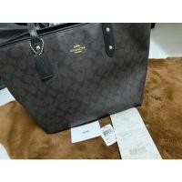 ราคา coach tote 16 นิ้ว ของแท้มือสอง (17291600596)