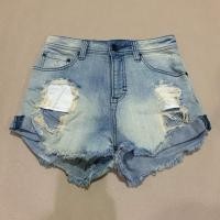 ราคา กางเกงยีนส์ขาสั้น CPS CHAPS แท้ 100% สไตล์ขาดๆ สีอ่อน (4438058131)