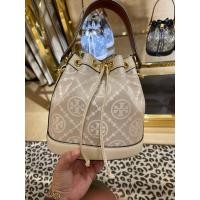 ราคา Tory Burch T Monogram Jacquard Bucket Bag ของแท้100% จาก shop USA (19533726463)