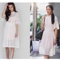 ราคา งานป้าย : เดรสลูกไม้งานป้าย love love เหลือ สีชม (732808112)