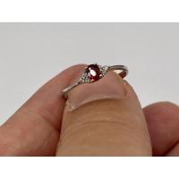 ราคา แหวนเงินฝังพลอยทับทิมซองเจียเผาเก่าจากTanzania (25204656188)