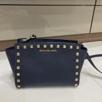 ราคา Michael kors bags selma studded แท้ สีnavy (13007848923)