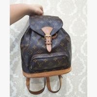 ราคา Sold out ♥️ Louis Vuitton Mini Montsouris Backpack ปี 1996 (3236436944)