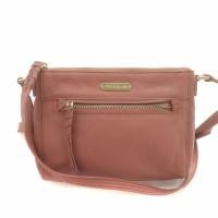 ราคา Cole Haan Shoulder Bag Leather Gold Hardware Logo Plate Pink Direct from Japan Secondhand (29202343039)