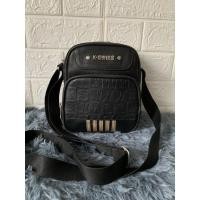 ราคา Liquidation of K-Swiss กระเป๋าสะพายข้างหนังแท้สําหรับผู้ชายและผู้หญิง (28305600949)