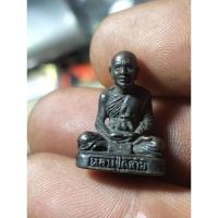 ราคา รูปหล่ออุดกริ่ง หลวงปู่คล้าย ออกวัดศรีมหาโพธิ์ เนื้อทองแดงno.404 (18596440484)