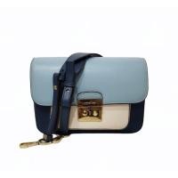 ราคา Michael Kors กระเป๋า cross body สีนำเงินฟ้า มือ2 (9987833396)