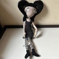 ราคา ตุ๊กตา แท้ Disney Store Frankenweenie elsa van helsing (19376043876)