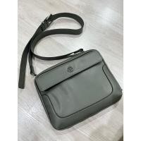 ราคา Esprit Unisex Tablet Bag กระเป๋าใส่แท็บเล็ตเอนกประสงค์ สีเขียวไข่กา (25622959968)