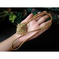 ราคา สร้อยคอทองเหลือง ประดับด้วยพลอยบุษน้ำเพชร 3 สี แดง เขียว ฟ้า (20143145494)