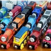 ราคา Thomas and Friends ชุดรางรถไฟของเล่นของเล่น James Duke Percy Henry, รถไฟ Carriage ไม้แม่เหล็กรุ่นของเล่นเพื่อการศึกษาเด็ก (29557233136)