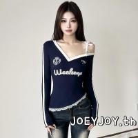 ราคา Joeyjoy-เสื้อยืดเปิดไหล่ผู้หญิงพิมพ์ลายตัวอักษรโบว์คอวีสายลูกไม้แขนยาวทรงสลิมฟิต (27023100606)