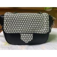 ราคา กระเป๋าแบรนด์แท้ Dusto มือสองสภาพนางฟ้า สายปรับสั้นยาวได้ ขอคนรับได้นะคะ ไม่ดราม่า สินค้าพร้อมส่ง (15609446155)