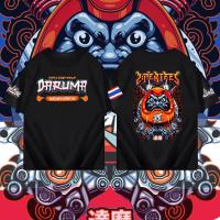 ราคา เสื้อยืด ใหม่ เสื้อแฟชั่นพิมพ์ลาย ผ้าเนื้อไมโครหน้าเรียบ Daruma ไม่จำกัดเพศ ราคาถูก ฝ้าย 100% ขนาด S-5XL (19785654511)