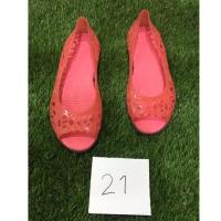 ราคา รองเท้า crocsเด็ก มือสอง (2247124422)