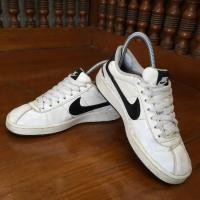 ราคา NIKE ของแท้มือสอง (1857034925)