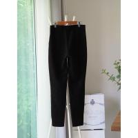 ราคา กางเกงขายาวสีดำแบรนด์ Zara คอลเลคชั่น Size XS ขอบเอวเป็นยางยืด เนื้อผ้าหนังกลับ มือสองสภาพดี รูปถ่ายจากสินค้าจริง (23227693396)