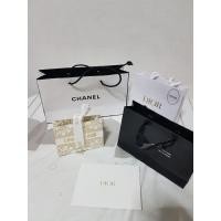 ราคา ถุงกระดาษแบรนด์เนม (ของแท้) (22489323777)