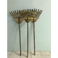 ราคา ไม้กวาดมือเสือ ทำจากไม้ไผ่ ราคาขายส่ง (27857634302)